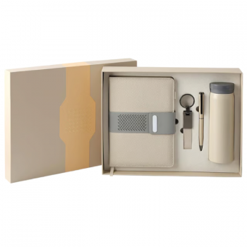 Даровен сет, тефтер, шише, пенкало, привезок Даровен сет, тефтер, шише, пенкало, привезок